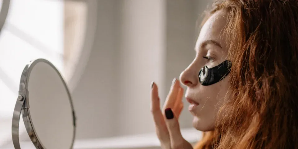 Person practising healthy eye care habits